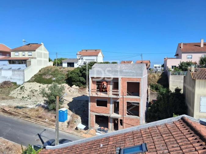 Moradia T3 para Venda em Santa Iria de Azoia, São João da Talha e Bobadela Foto 13