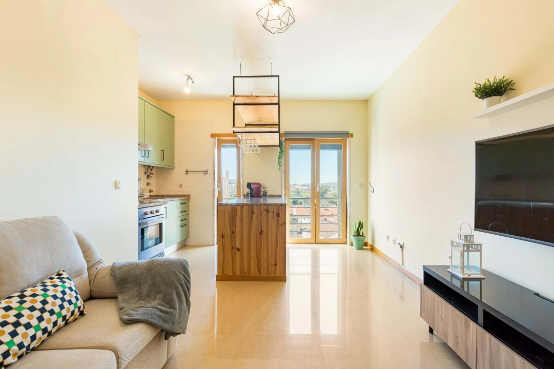Apartamento T1 para Venda em Loures Foto 1