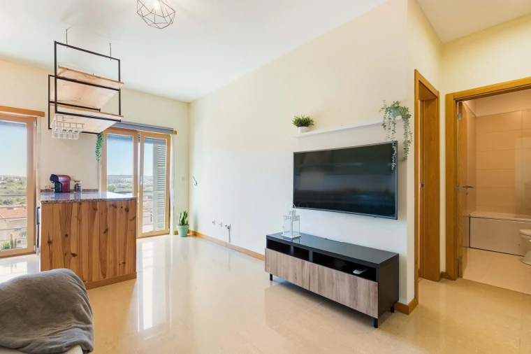 Apartamento T1 para Venda em Loures Foto 3