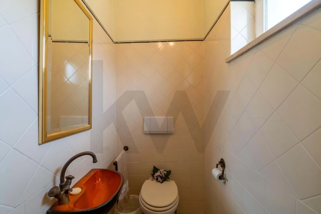 Moradia T4 para Venda em Pechão Foto 11