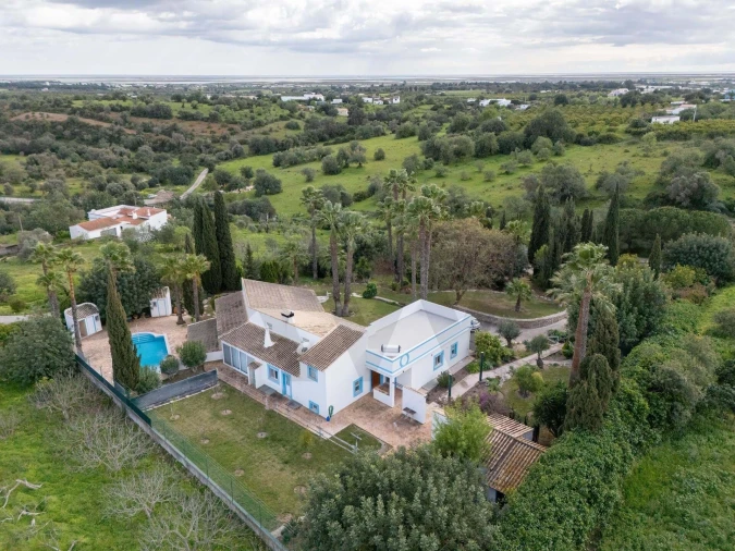 Moradia T4 para Venda em Pechão Foto 69