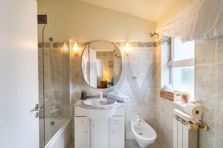 Moradia T4 para Venda em Pechão Foto 25