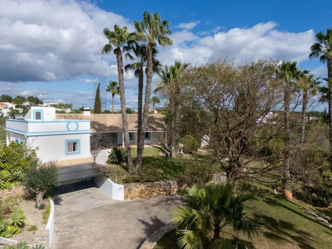 Moradia T4 para Venda em Pechão Foto 65