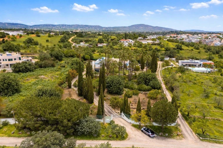 Moradia T4 para Venda em Pechão