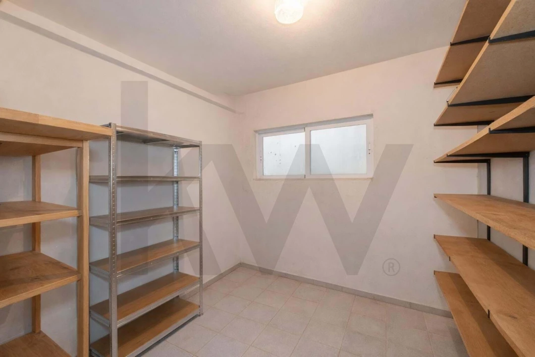 Moradia T4 para Venda em Pechão Foto 56