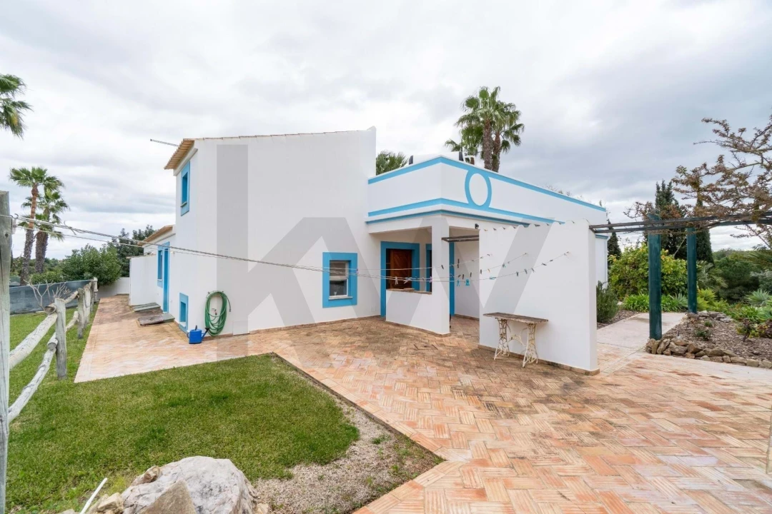 Moradia T4 para Venda em Pechão Foto 49