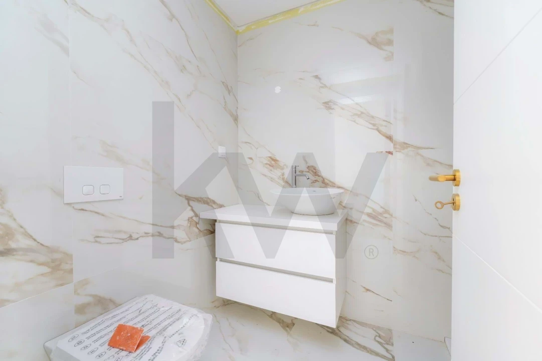 Moradia T3 para Venda em Olhão Foto 16