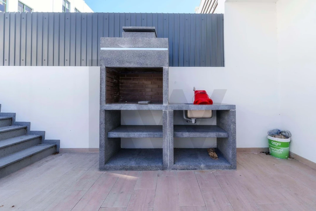 Moradia T3 para Venda em Olhão Foto 5