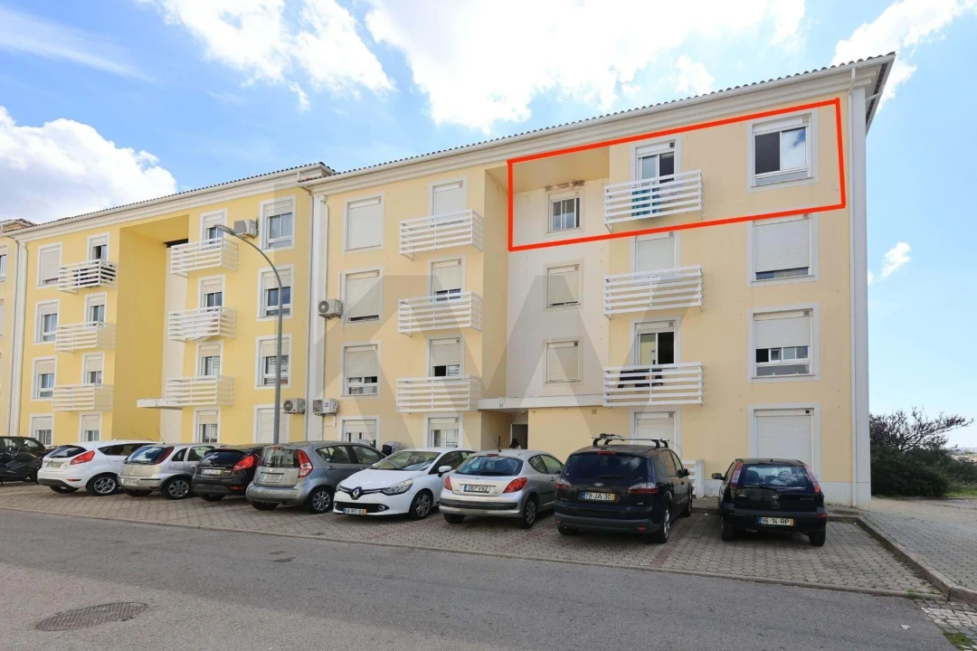 Apartamento T3 para Venda em Portimão Foto 2