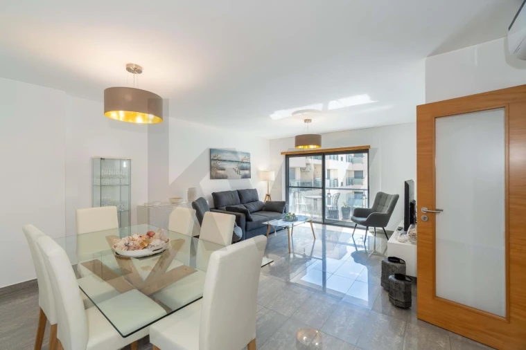 Apartamento T3 para Venda em Vila Real de Santo Antonio Foto 6