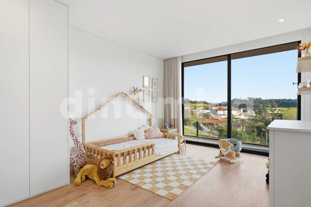 Moradia T3 para Venda em Esmeriz e Cabeçudos Foto 21