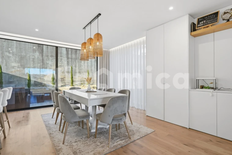 Moradia T3 para Venda em Esmeriz e Cabeçudos Foto 4