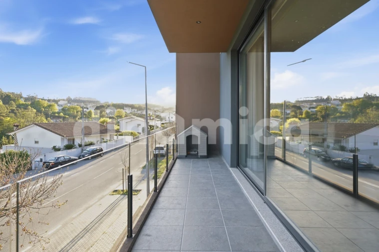 Moradia T3 para Venda em Esmeriz e Cabeçudos Foto 11