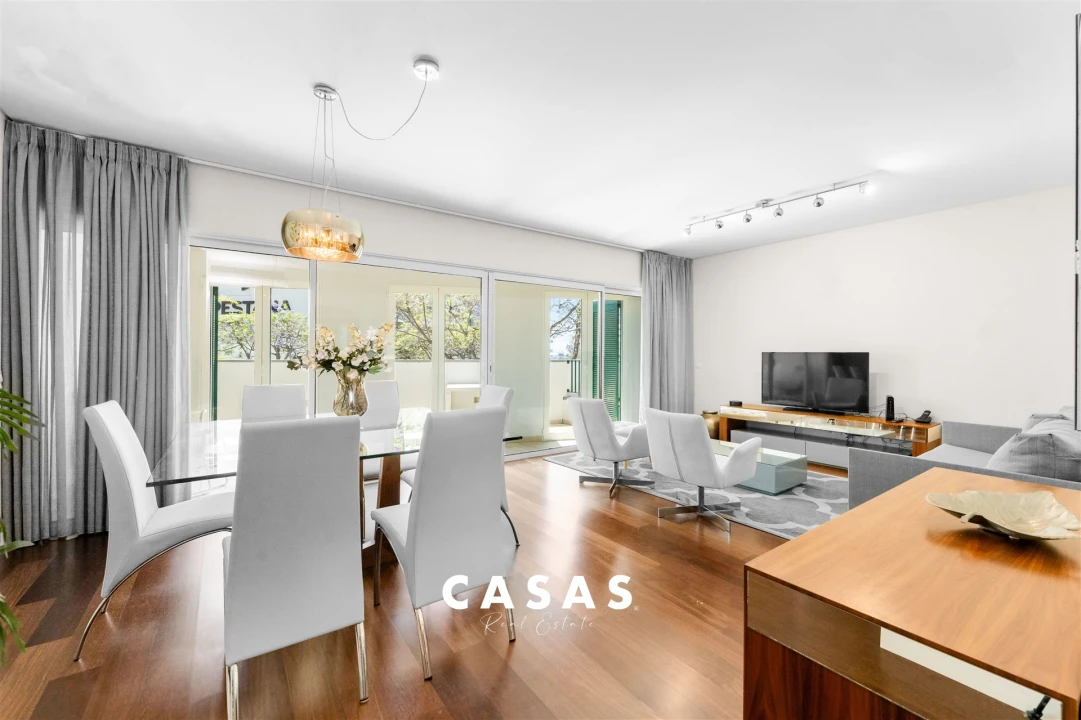 Apartamento T2 para Arrendamento em Funchal (Se) Foto 11