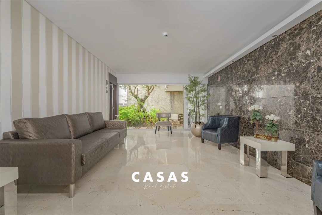 Apartamento T2 para Arrendamento em Funchal (Se) Foto 20