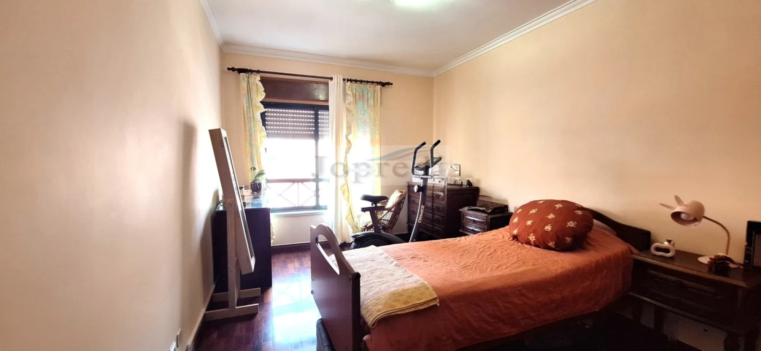 Apartamento T2 para Venda em São Domingos de Rana Foto 5