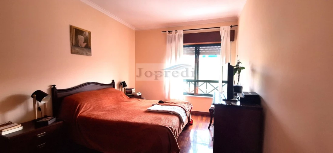Apartamento T2 para Venda em São Domingos de Rana Foto 7