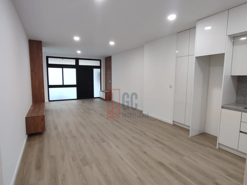 Apartamento T1 para Venda em Santa Marinha e São Pedro da Afurada Foto 7
