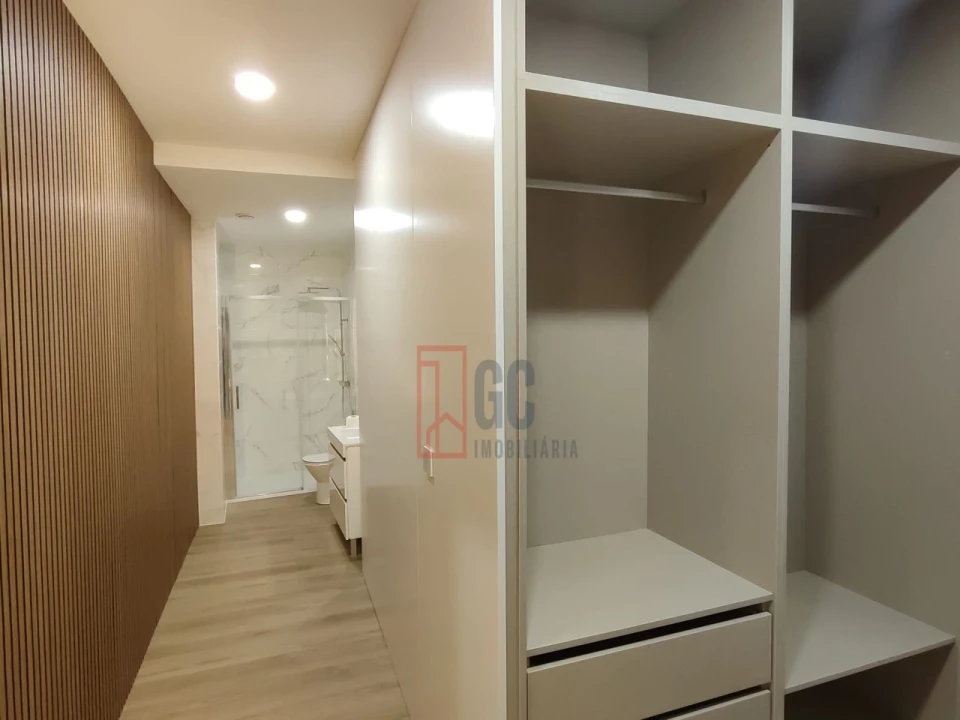 Apartamento T1 para Venda em Santa Marinha e São Pedro da Afurada Foto 12