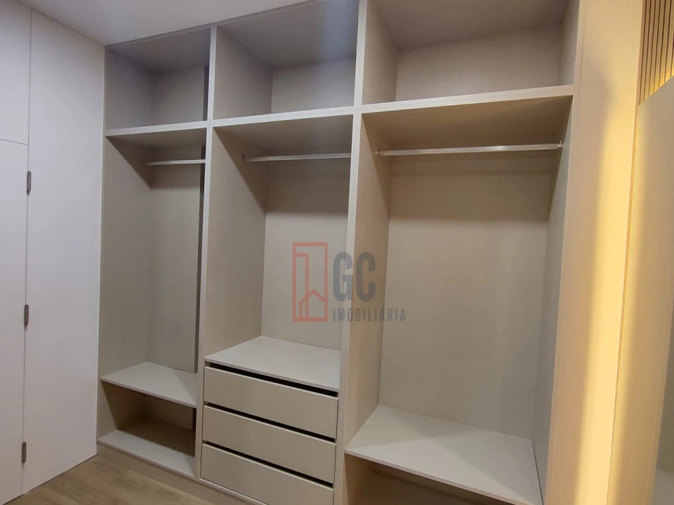 Apartamento T1 para Venda em Santa Marinha e São Pedro da Afurada Foto 14