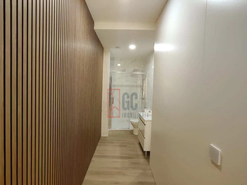 Apartamento T1 para Venda em Santa Marinha e São Pedro da Afurada Foto 16