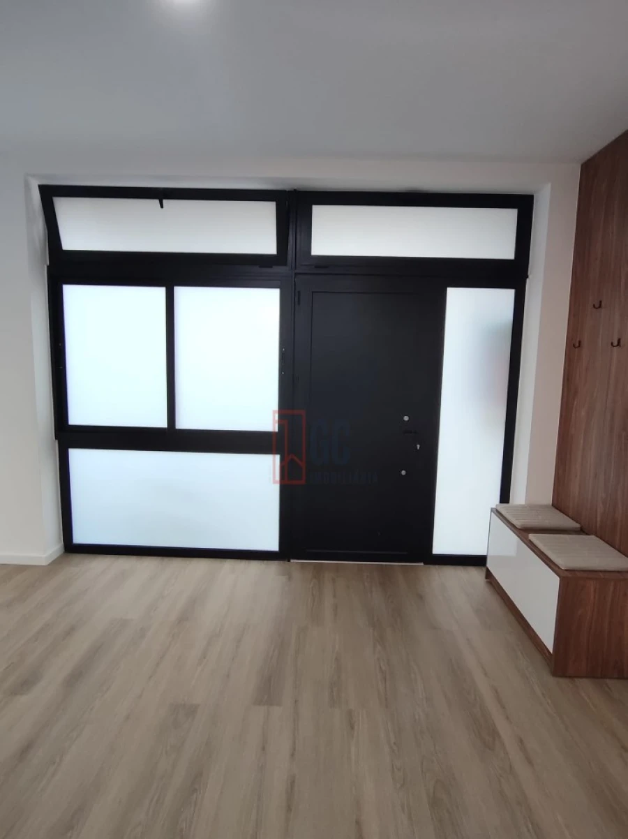 Apartamento T1 para Venda em Santa Marinha e São Pedro da Afurada Foto 2