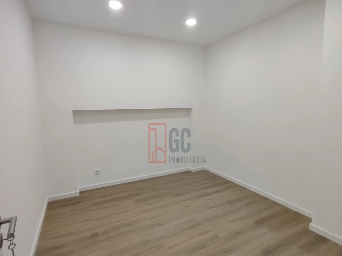 Apartamento T1 para Venda em Santa Marinha e São Pedro da Afurada Foto 15