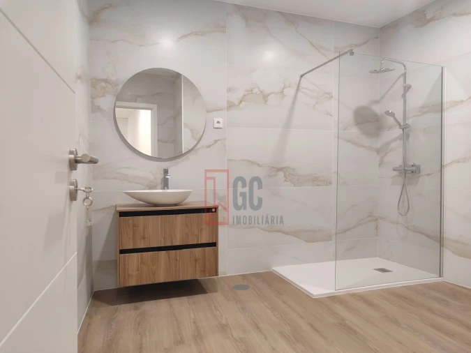 Apartamento T1 para Venda em Santa Marinha e São Pedro da Afurada Foto 23