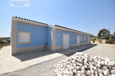 Quinta T4 para Venda em São Vicente do Paul e Vale de Figueira