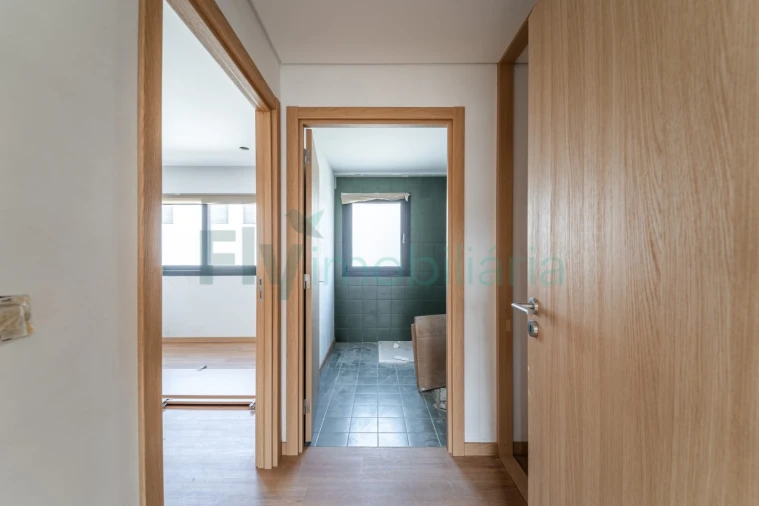 Apartamento T1 para Venda em Infias Foto 6