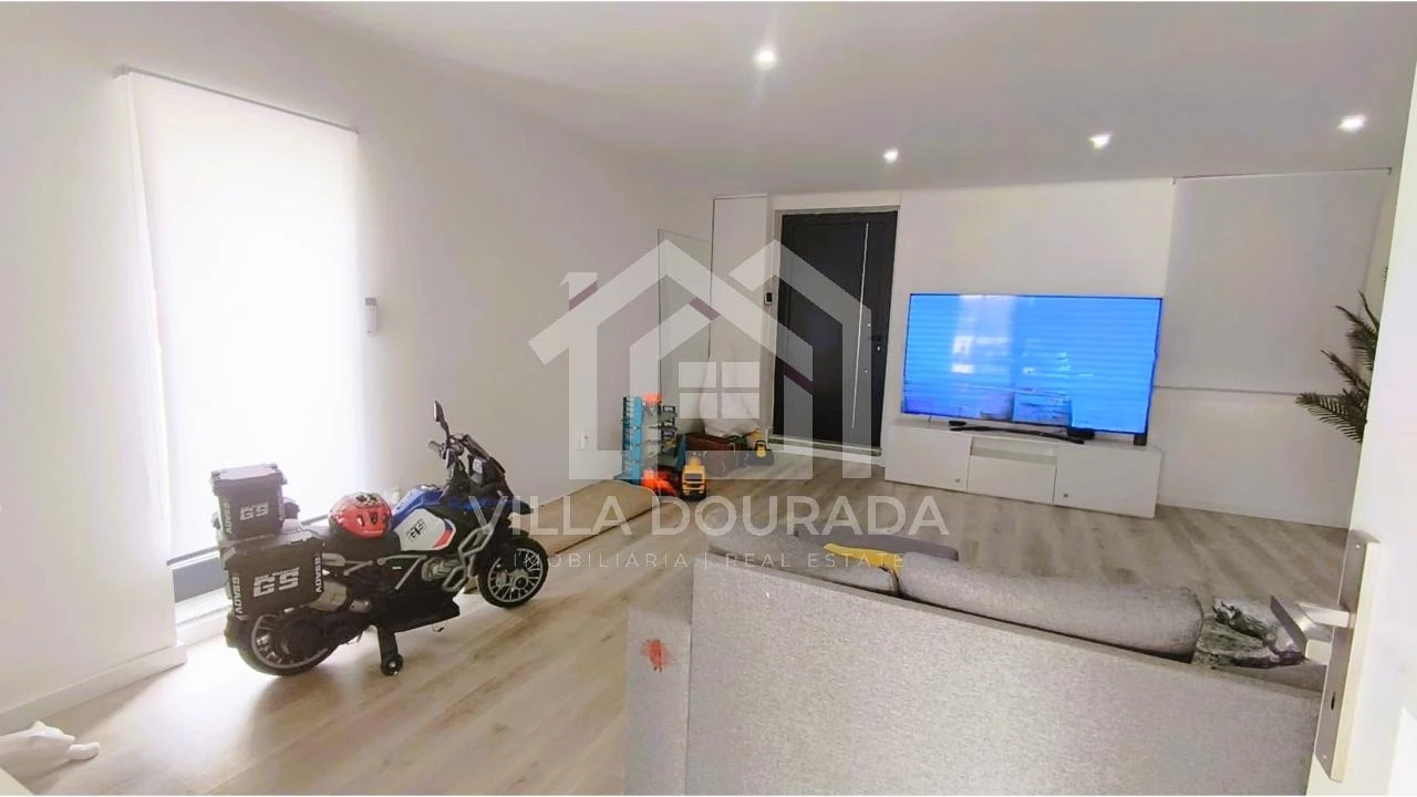 Moradia T2 para Venda em Gondomar (São Cosme), Valbom e Jovim Foto 6