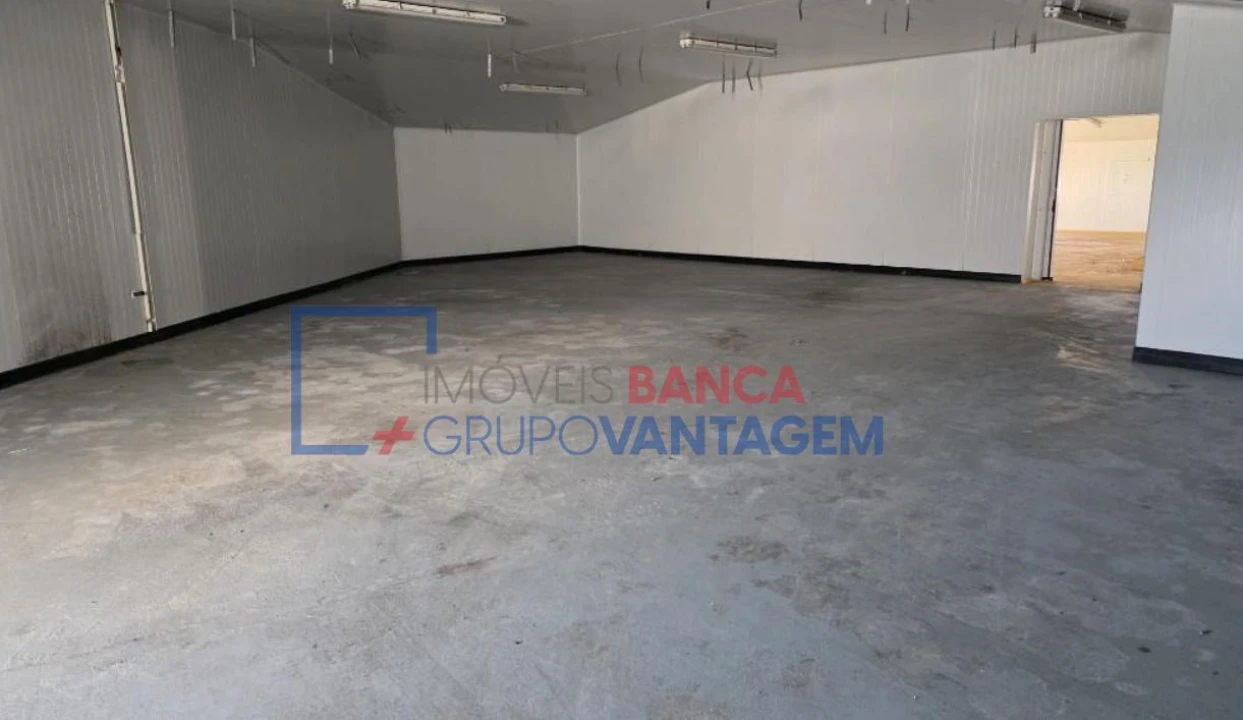 Armazém para Venda em Trancoso (São Pedro e Santa Maria) e Souto Maior Foto 3