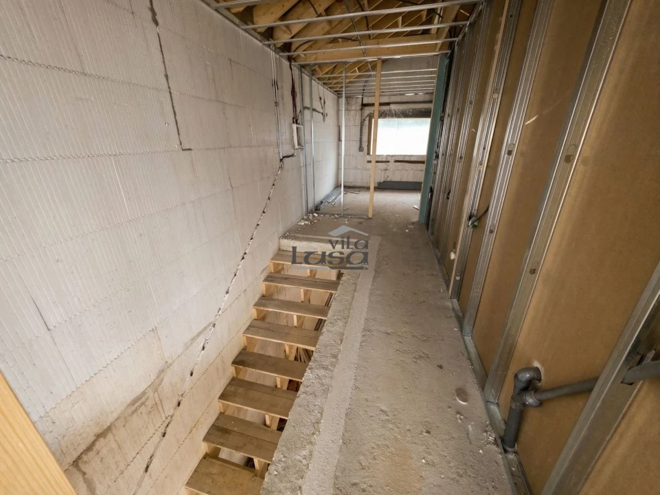 Moradia T2 para Venda em Sandim, Olival, Lever e Crestuma Foto 9