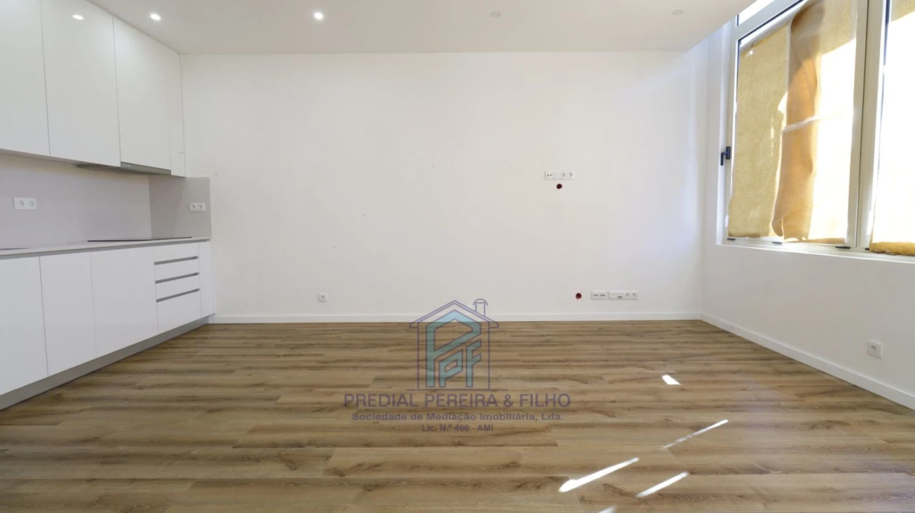 Apartamento T1 para Venda em Rio Tinto Foto 5