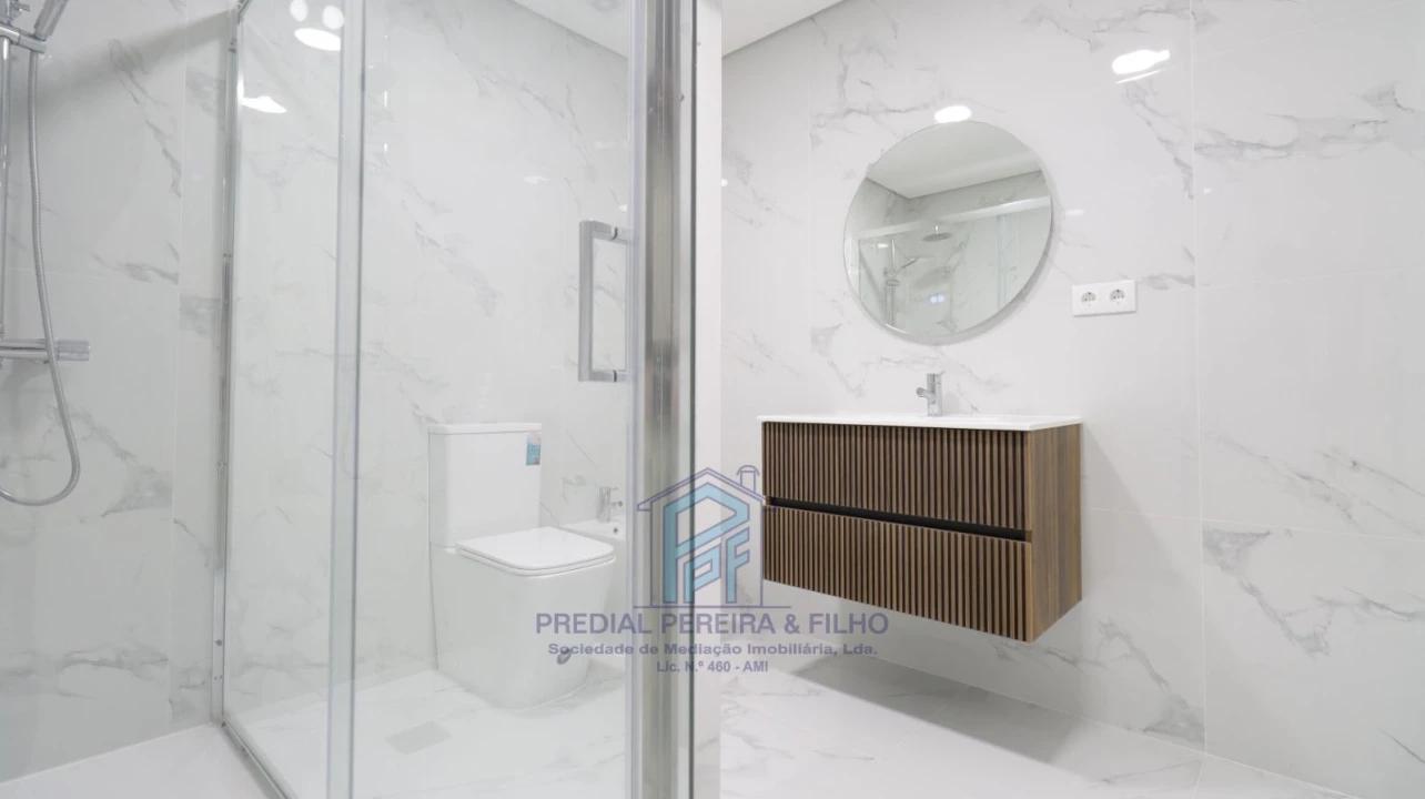 Apartamento T1 para Venda em Rio Tinto Foto 13