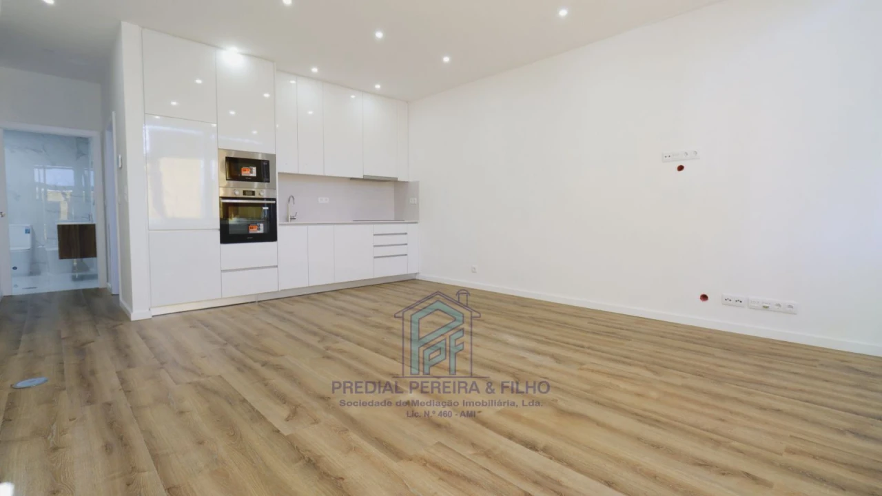 Apartamento T1 para Venda em Rio Tinto Foto 1