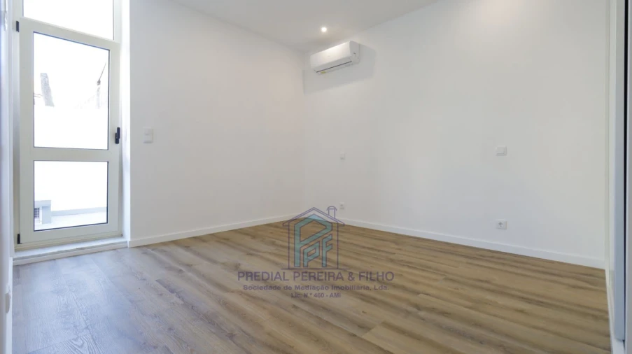 Apartamento T1 para Venda em Rio Tinto Foto 14