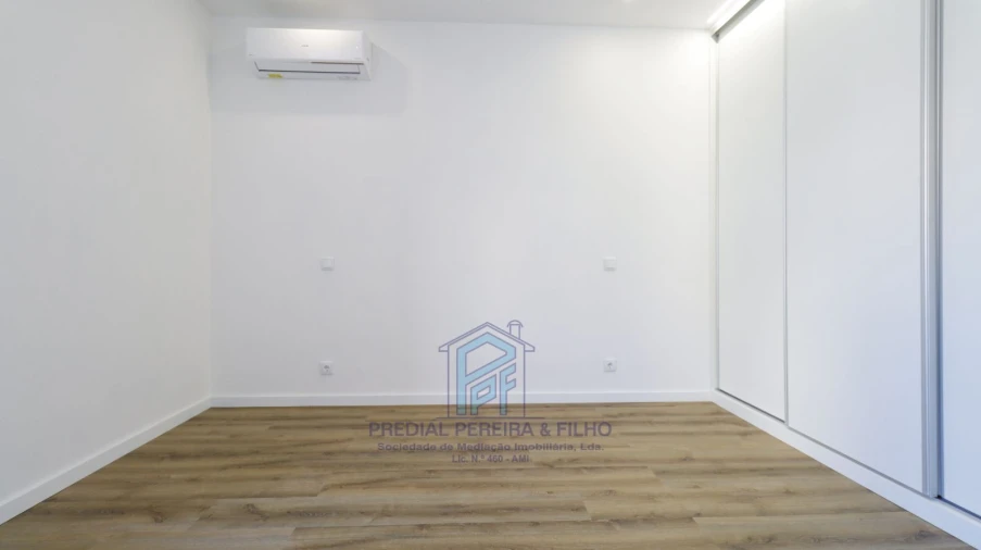 Apartamento T1 para Venda em Rio Tinto Foto 16