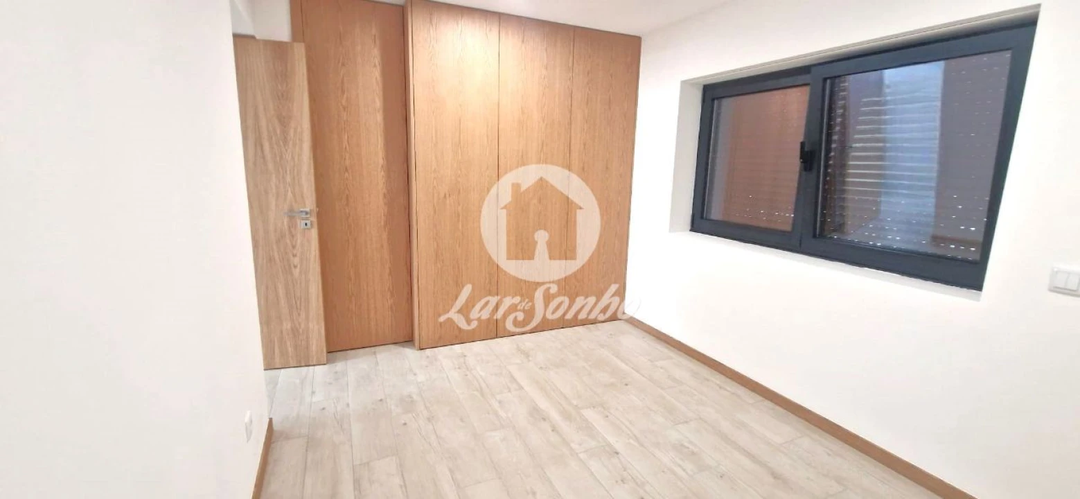 Moradia T5 para Venda em Milhazes, Vilar de Figos e Faria Foto 8