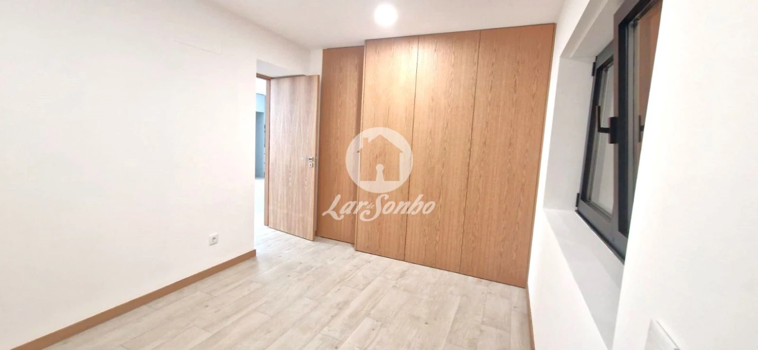 Moradia T5 para Venda em Milhazes, Vilar de Figos e Faria Foto 9