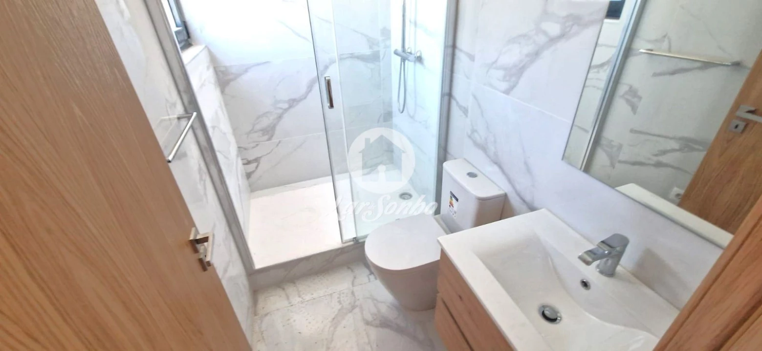 Moradia T5 para Venda em Milhazes, Vilar de Figos e Faria Foto 27