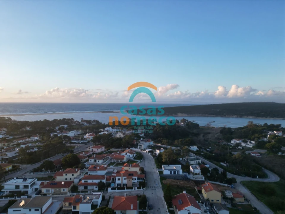 Terreno para Venda em Sesimbra (Castelo) Foto 1