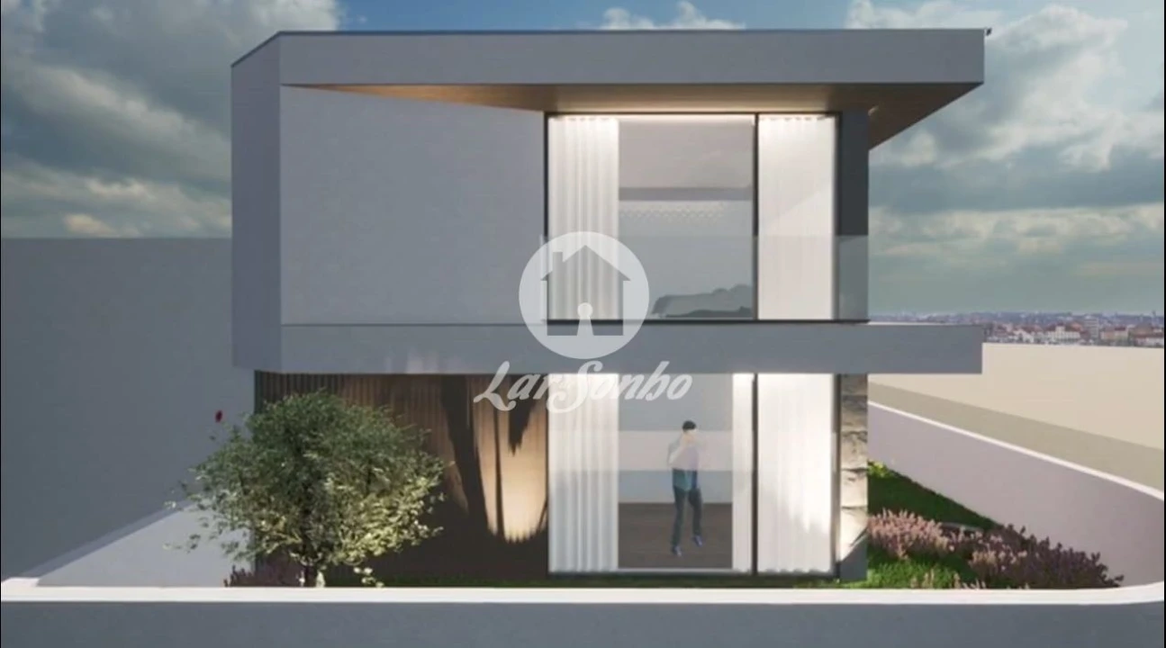 Moradia T4 para Venda em Arvore Foto 5