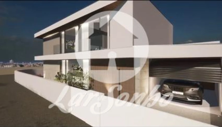 Moradia T4 para Venda em Arvore Foto 4