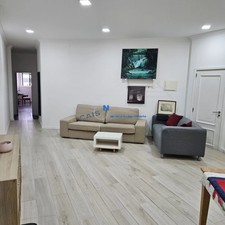 Apartamento T2 para Arrendamento em Bonfim Foto 3