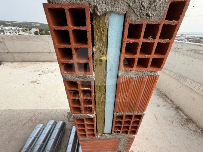 Apartamento T3 para Venda em Alverca do Ribatejo e Sobralinho Foto 28