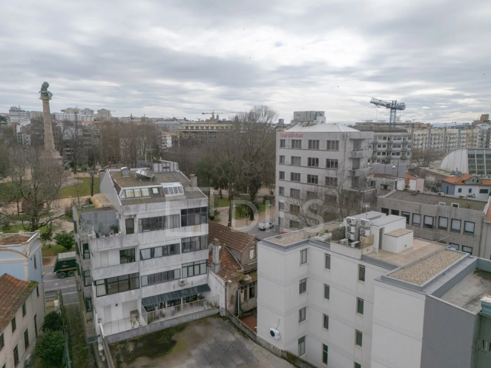 Apartamento T1 para Arrendamento em Lordelo do Ouro e Massarelos Foto 9