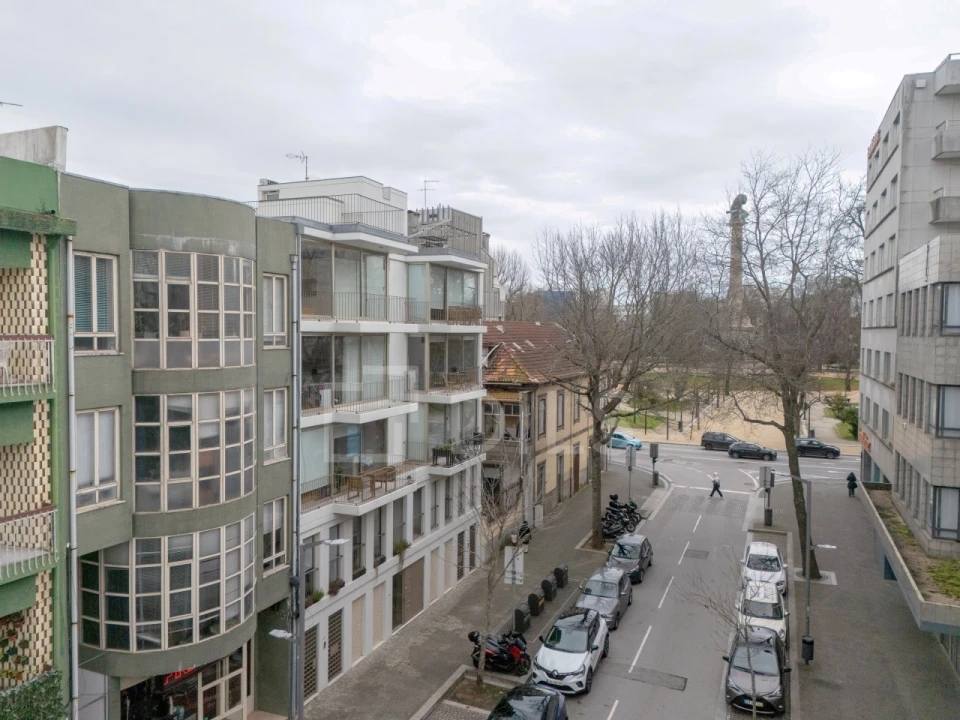 Apartamento T1 para Arrendamento em Lordelo do Ouro e Massarelos Foto 22