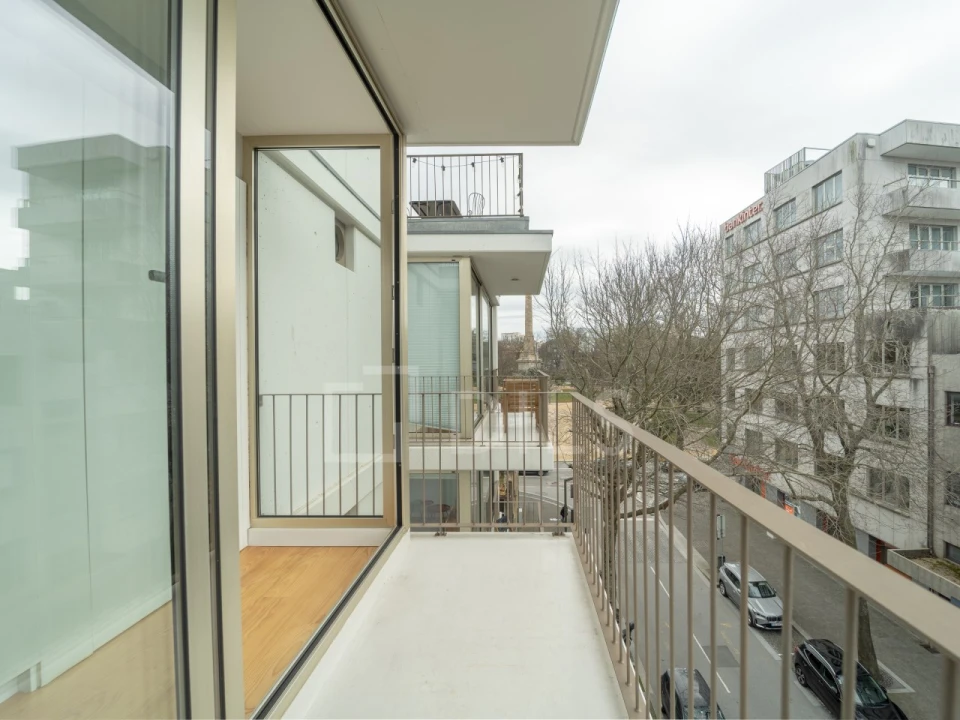 Apartamento T1 para Arrendamento em Lordelo do Ouro e Massarelos Foto 16