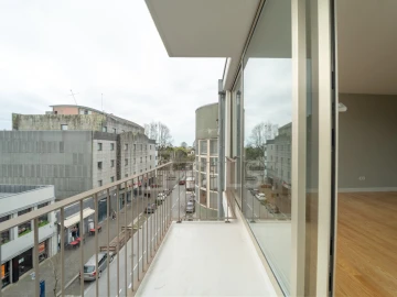 Apartamento T1 para Arrendamento em Lordelo do Ouro e Massarelos